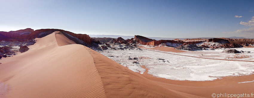 Atacama Crossing Race: 250 km running race in Chile (© P. Gatta)