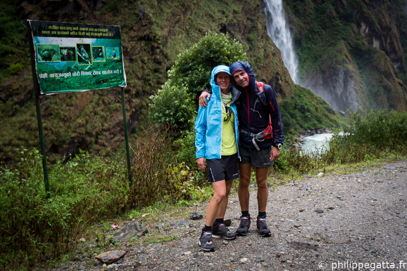Great Himalaya Trail finish at Chhechet, Rolwaling (© P. Gatta)