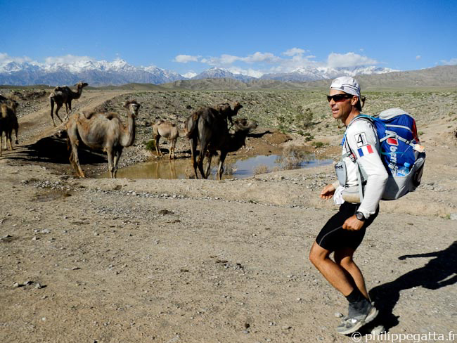 Philippe running around the Camels (J. Ross)