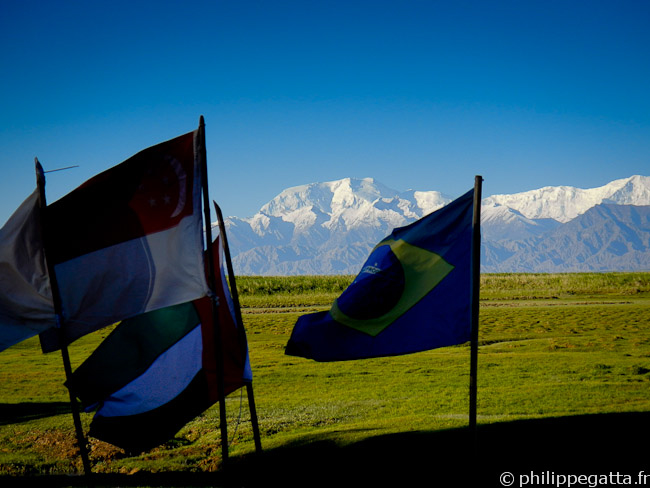 The Kongur (7,649 m), seen from the camp (© P. Gatta)