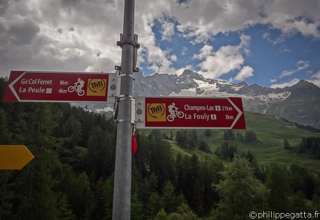 TMB: Village of La Ferret (© P. Gatta)