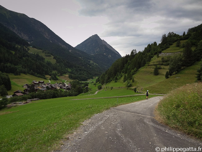 TMB: Issert, Champex is not far (© P. Gatta)