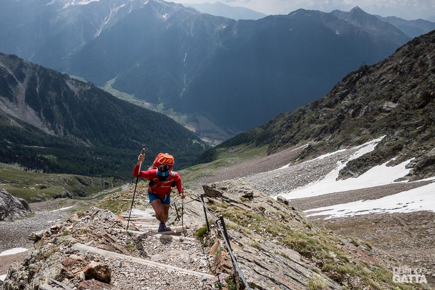 Via Alpina - Climbing toward Rieserfernerhütte, South Tyrol, Italy (© A. Gatta)